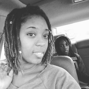 Meet your Posher, Kendra