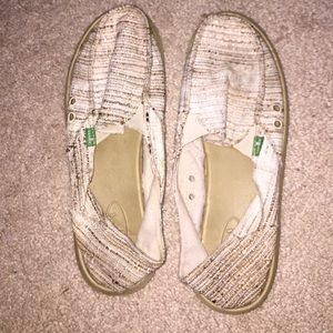 Sanuk Sidewalk Surfers