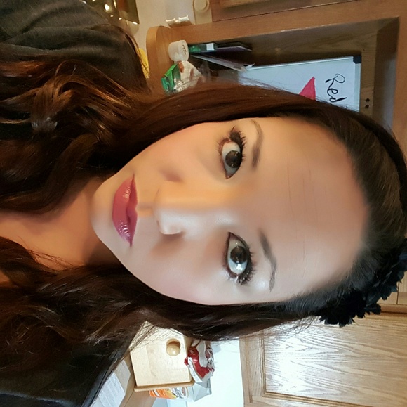 Meet your Posher, Donna - Picture 1 of 1