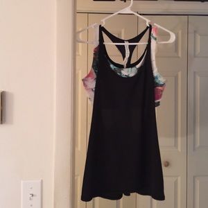 Lululemon tank size 10