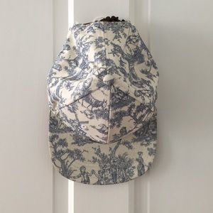 Chuck Originals 6 panel Flat brim Hat