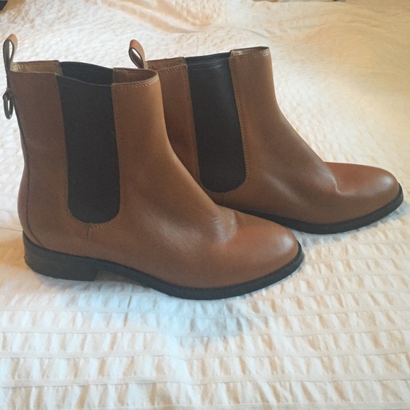 Cole Haan leather brown/tan booties