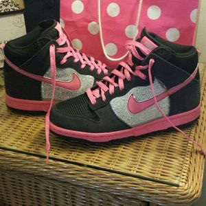 Nike High-top Sneakers