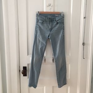 Perfect condition Light blue Gap Jeans Size S/M