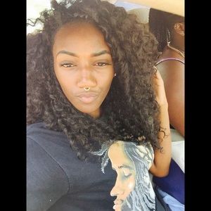 Meet your Posher, Deborah