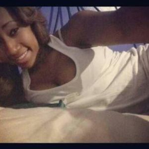 Meet your Posher, Kendra