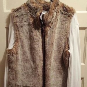 Gap faux fur vest
