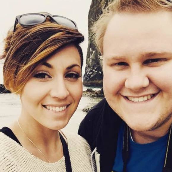 Meet your Posher, Tiffany - Picture 1 of 2