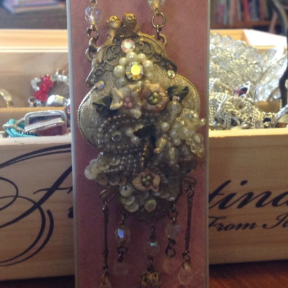 Vintage Victorian Purse Necklace