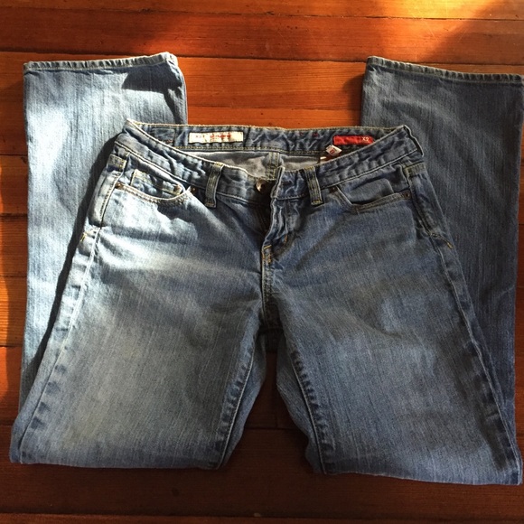 Express X2 low rise bootcut jeans