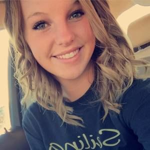 Meet your Posher, Kelsi