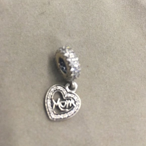 ⭐️SALE⭐️ Pandora "Center Of My Heart" Mom Charm