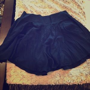 Tobi black breezy shorts