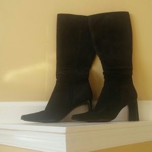 👢BLACK SUEDE BOOTS 👢