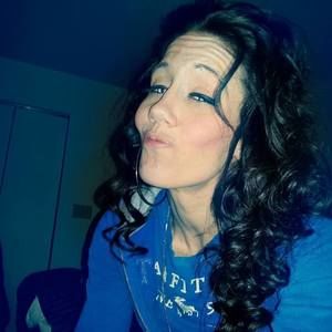 Meet your Posher, Savannah