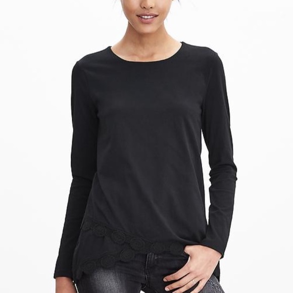 NWT Lace crossover pullover top Sz M