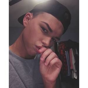 Meet your Posher, Kevin