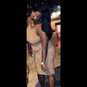 Meet your Posher, Dana