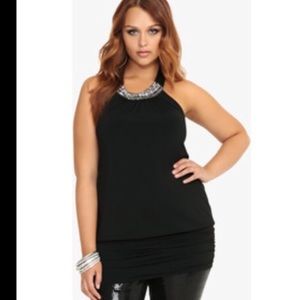 Pretty black halter top