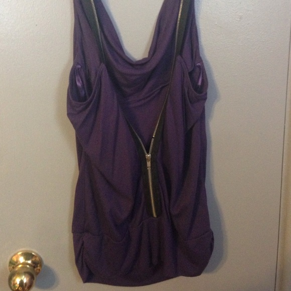 Only worn once - Picture 2 of 3