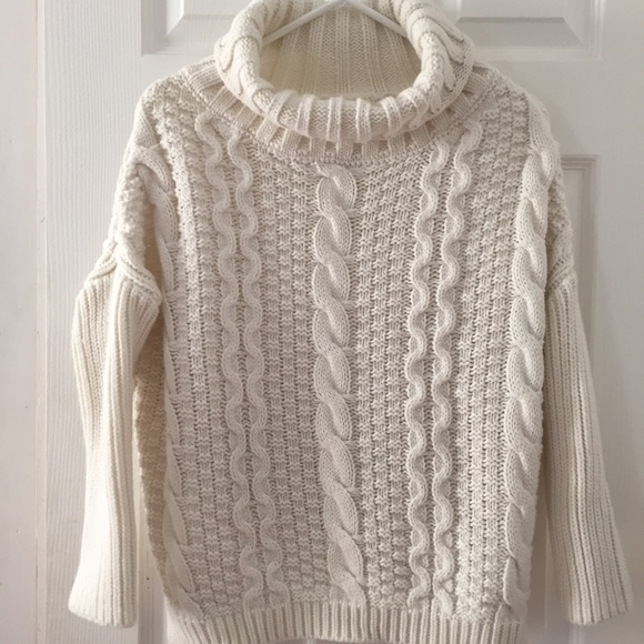 White Chunky Knit Turtleneck