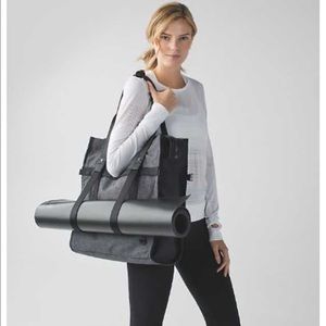 Lululemon Follow Your Bliss Bag