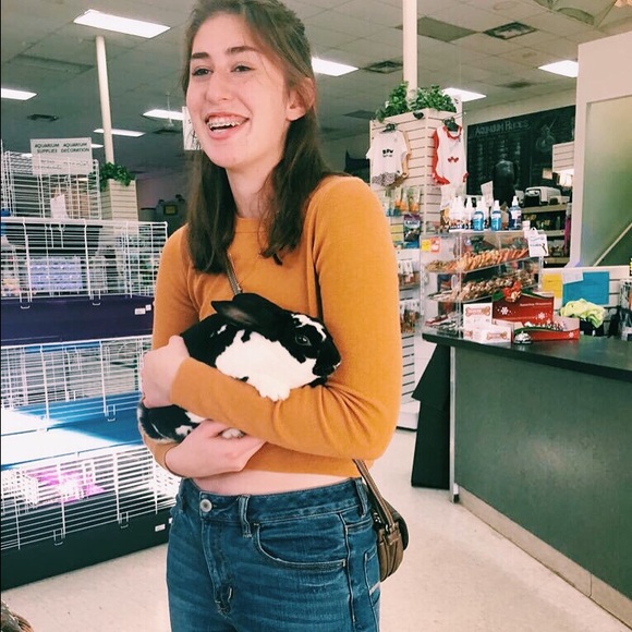 Meet your Posher, Kayla