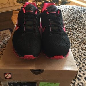 Women's Air Max+ 2011 LEA size 9 almost new