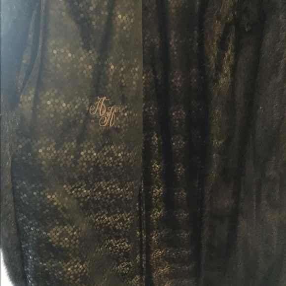 Mink coat - Picture 4 of 4