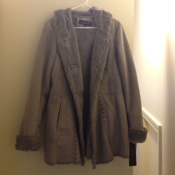 Jones New York gray coat New