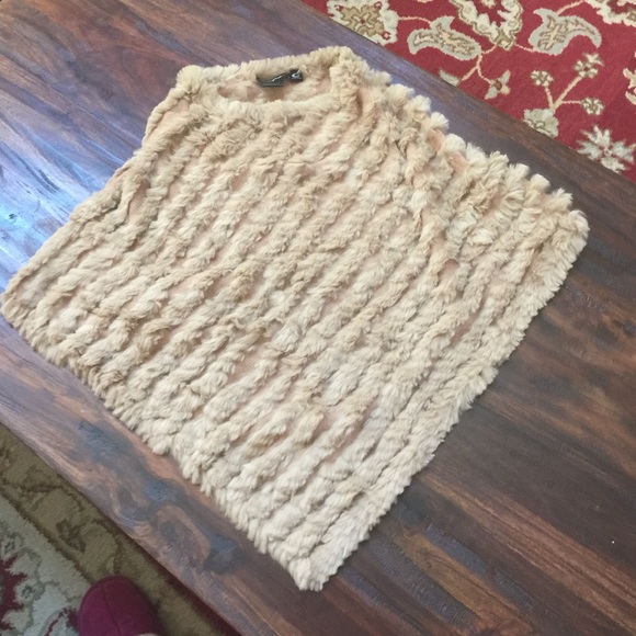 BLACK RIVET RABBIT FUR SHRUG OS