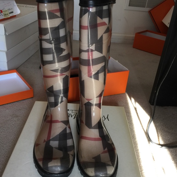 Burberry rain boot