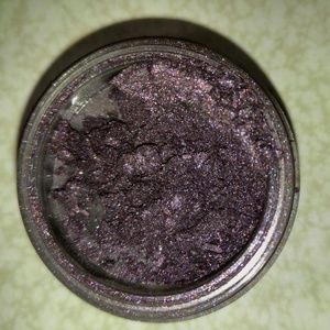 BareMinerals. Purple Shaddow in color 1990s.