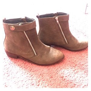Gray Kelsi Dagger booties