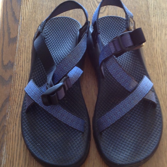 chaco sandals blue