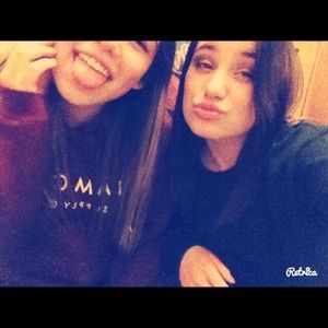 Meet your Posher, Claudia