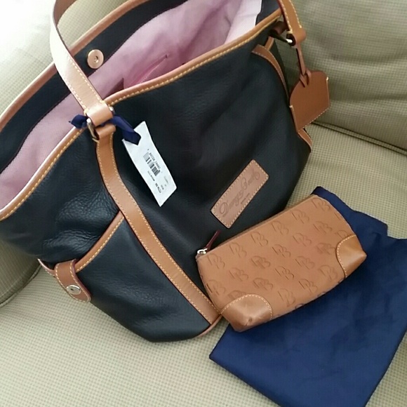 DOONEY & BOURKE Handbag - Picture 2 of 4