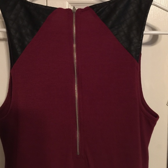 Dress - Picture 3 of 3