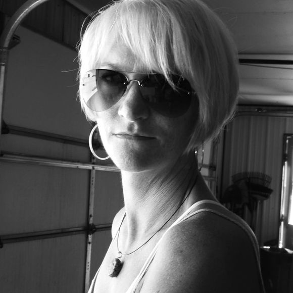 Meet your Posher, Kelly - Picture 1 of 1