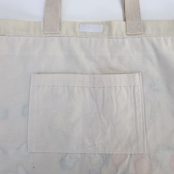 Tote - Picture 3 of 3