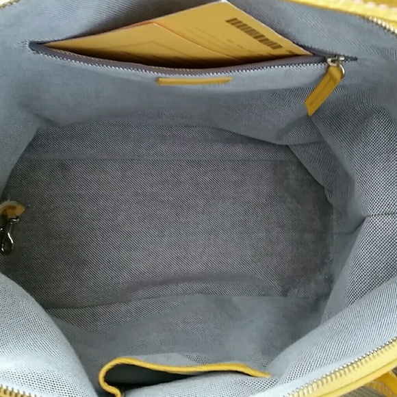 Dooney & Bourke Handbag - Picture 4 of 4