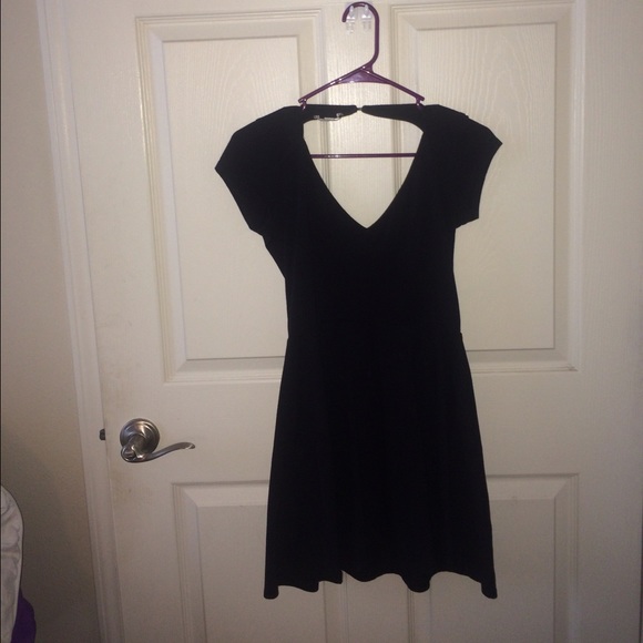 LITTLE BLACK DRESS - Picture 2 of 3