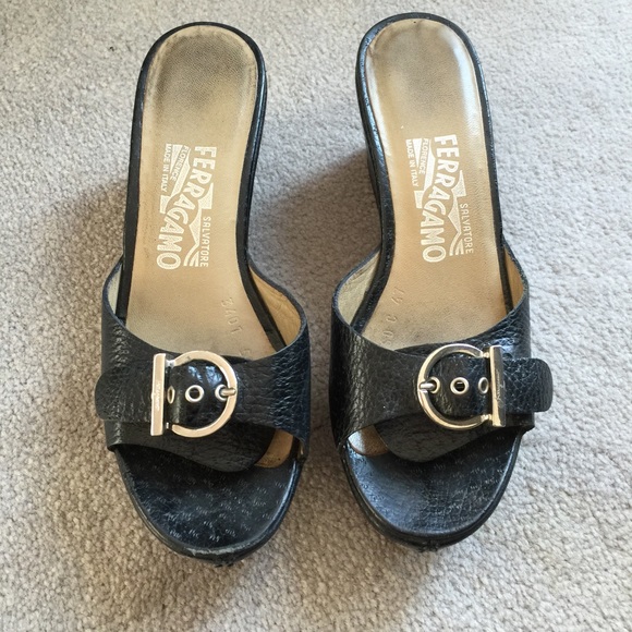 Black everyday wear sandals