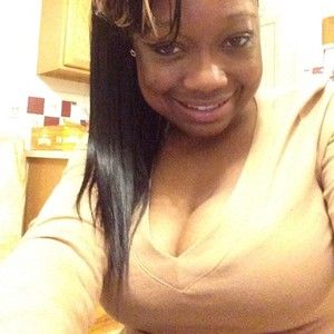 Meet your Posher, Denise