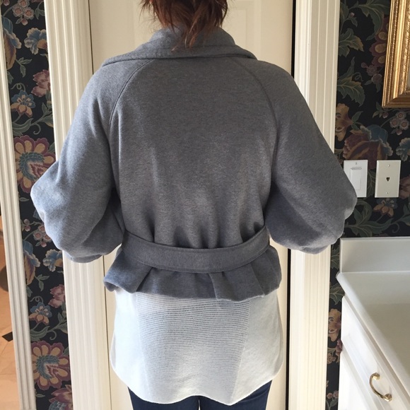 Gray 3/4 length sleeve jacket - Picture 3 of 3