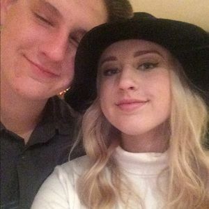 Meet your Posher, Sam