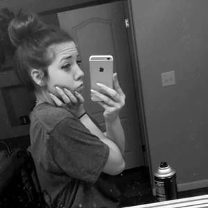 Meet your Posher, Robyn