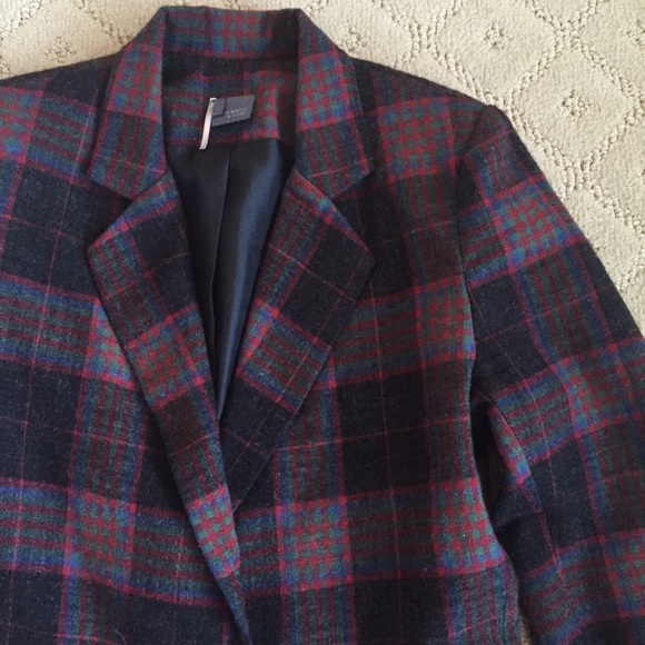Re-poshing red plaid blazer