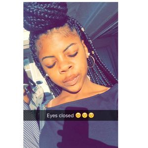 Meet your Posher, Niaa