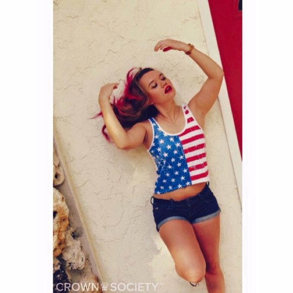 Meet your Posher, Nea